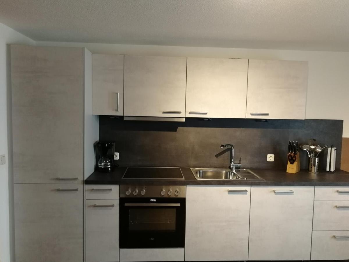 Navis Gaestehaus Alberta מראה חיצוני תמונה